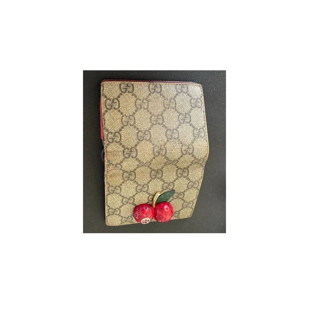 GUCCI Cherry GG Monogram Supreme Canvas Compact Bi Fold Wallet 476050 - Picture 12 of 12